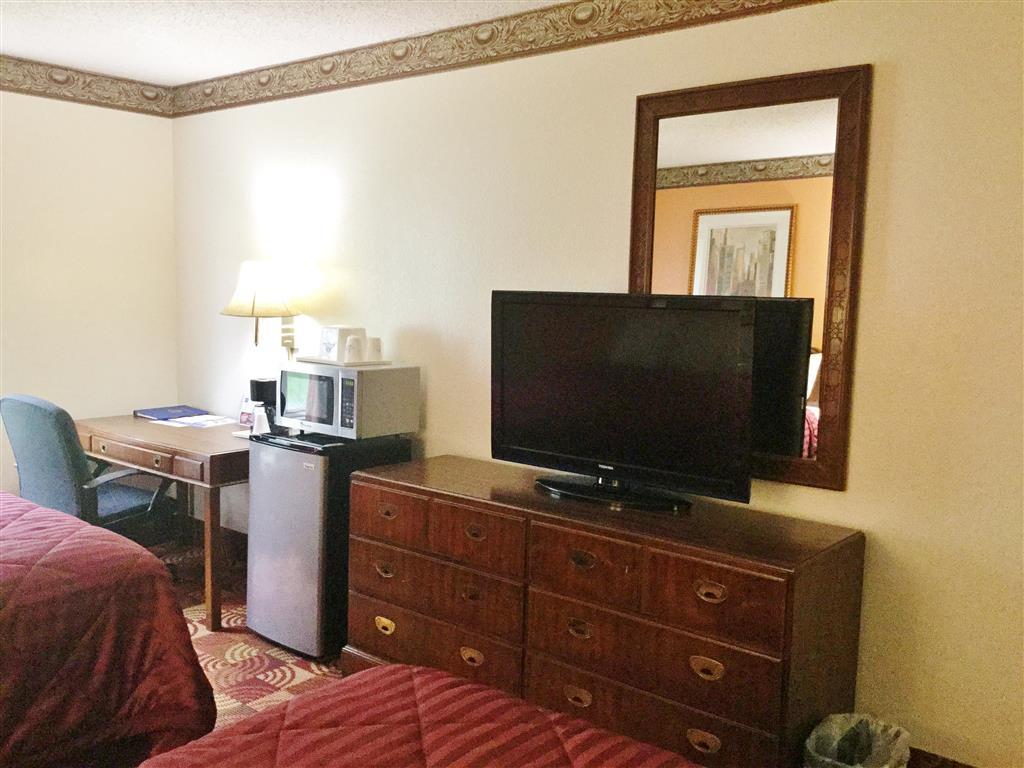 Super 8 By Wyndham Lake Of The Ozarks Eldon Zimmer foto